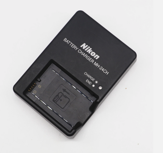 Nikon MH-24CH Battery Charger - Used